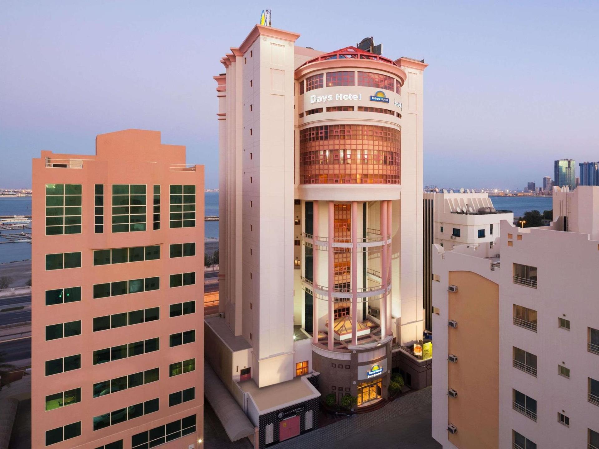 Happy Days Hotel 103952 — 3