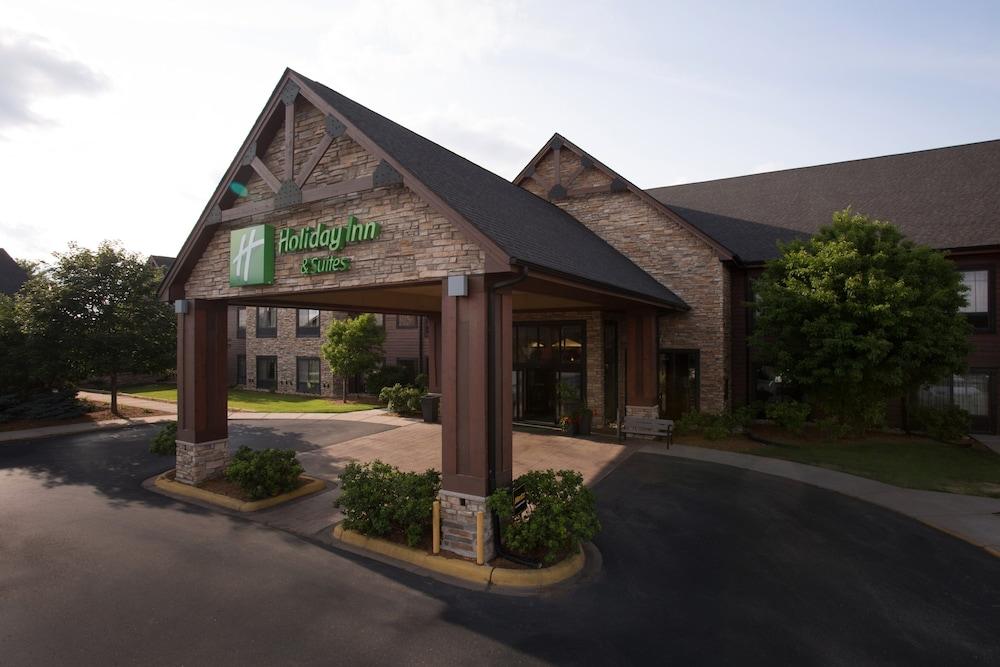 HOLIDAY INN HOTEL AND SUITES ST. PAUL NE - LAKE ELMO — 4