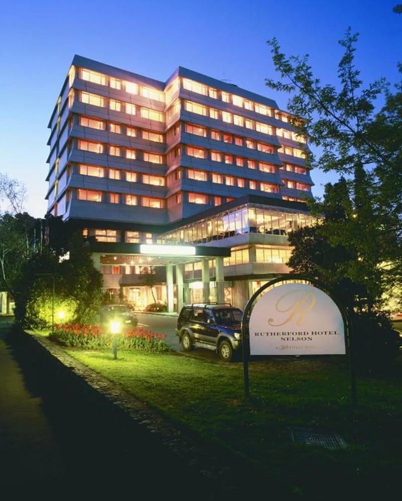 Rutherford Hotel Nelson — 1