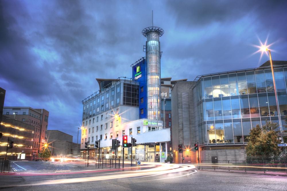 EXPRESS BY HOLIDAY INN GLASGOW THEATRELAND — 1