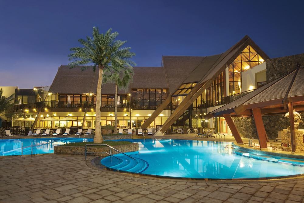 JA Palm Tree Court, Dubai — 1