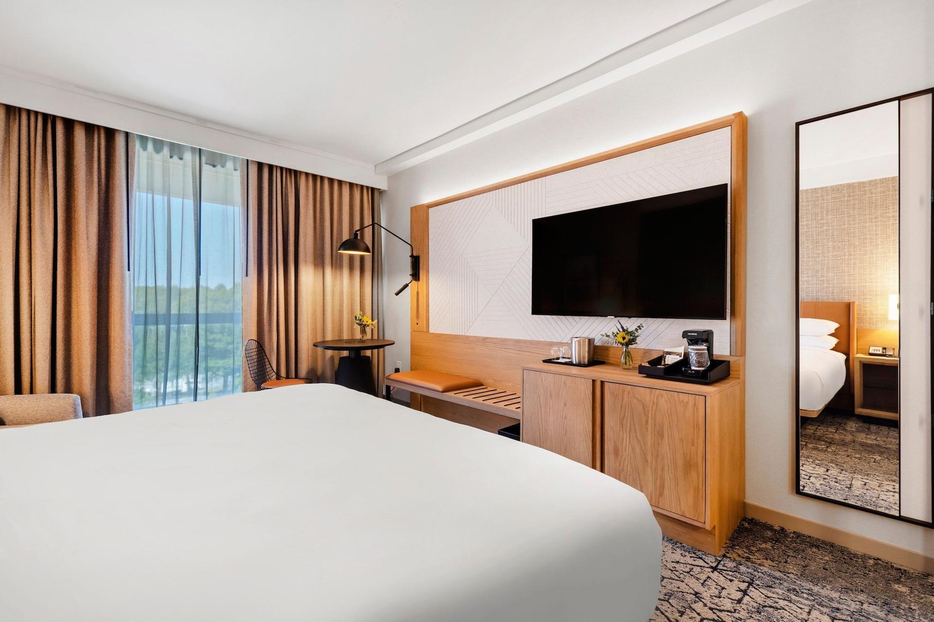 Sheraton Chapel Hill Hotel — 10