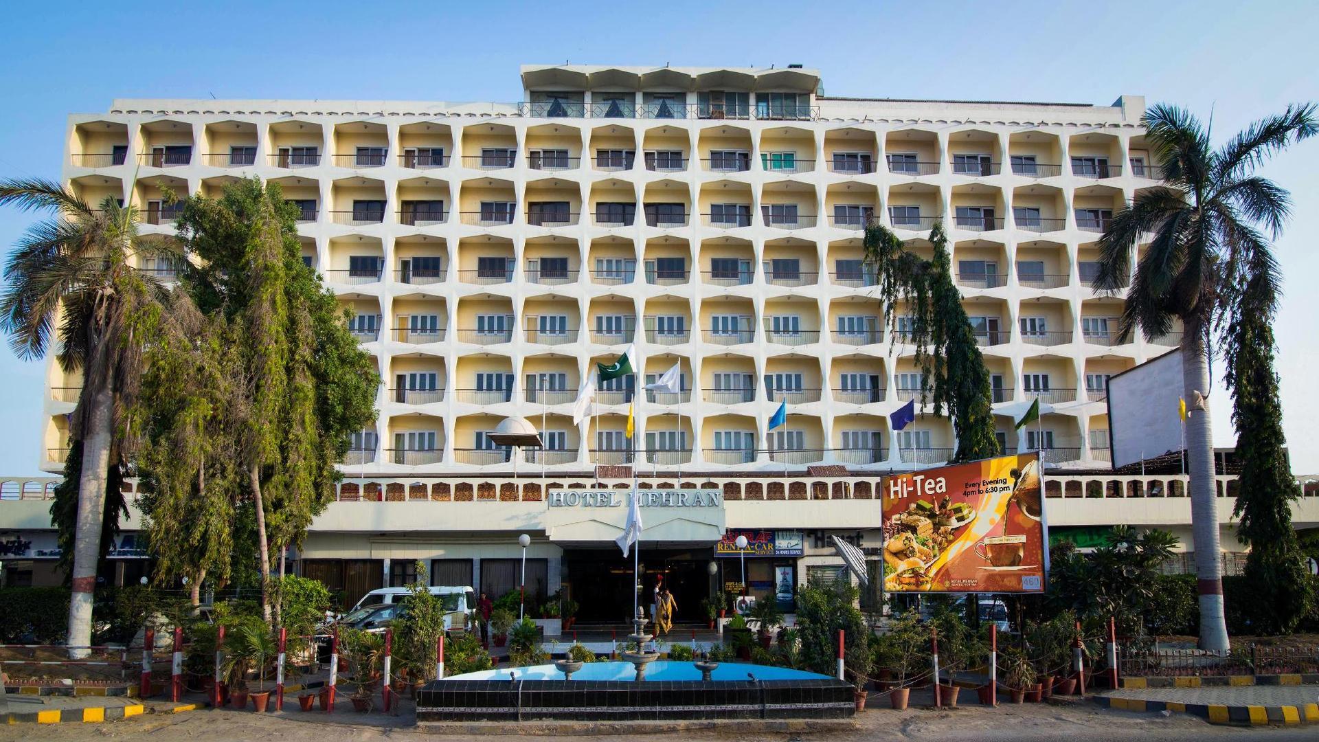 Hotel Mehran — 4