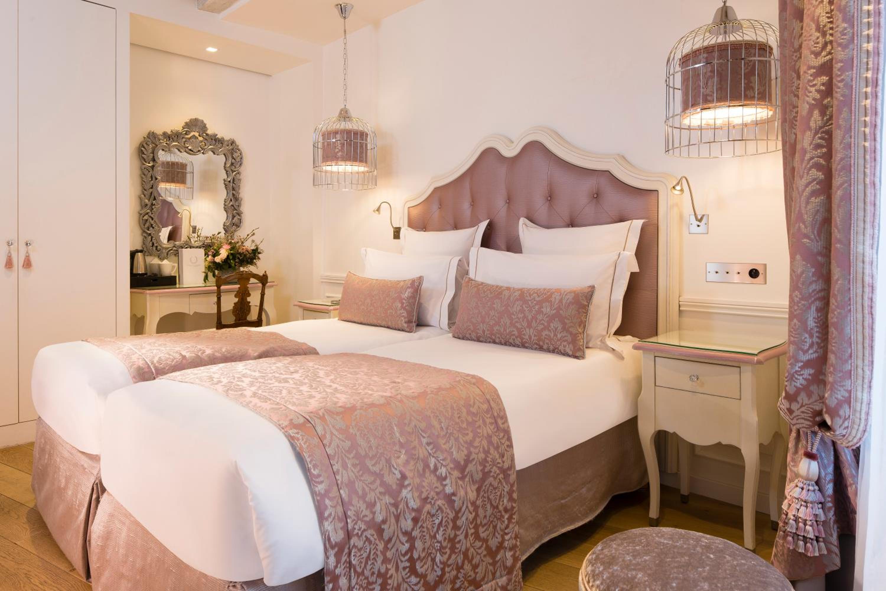 Academie Hotel Saint Germain 6904 — 9