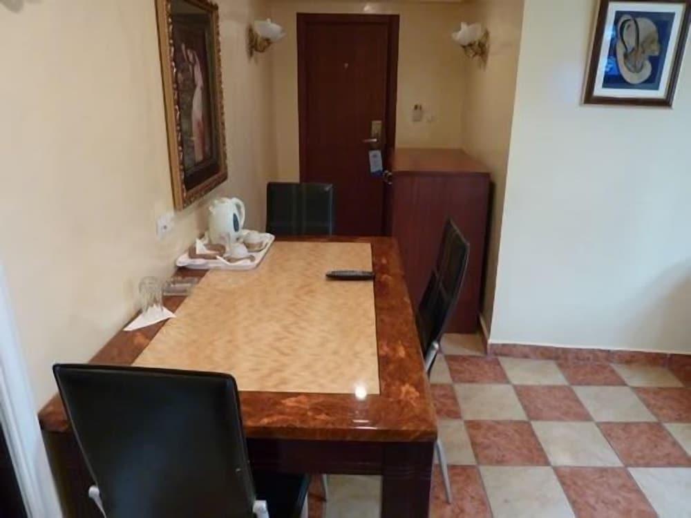 Somatel Hotel — 2