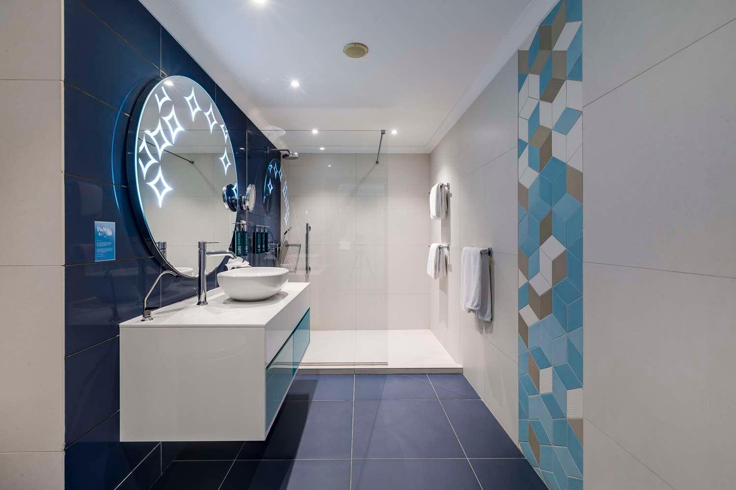 HILTON MALTA — 1