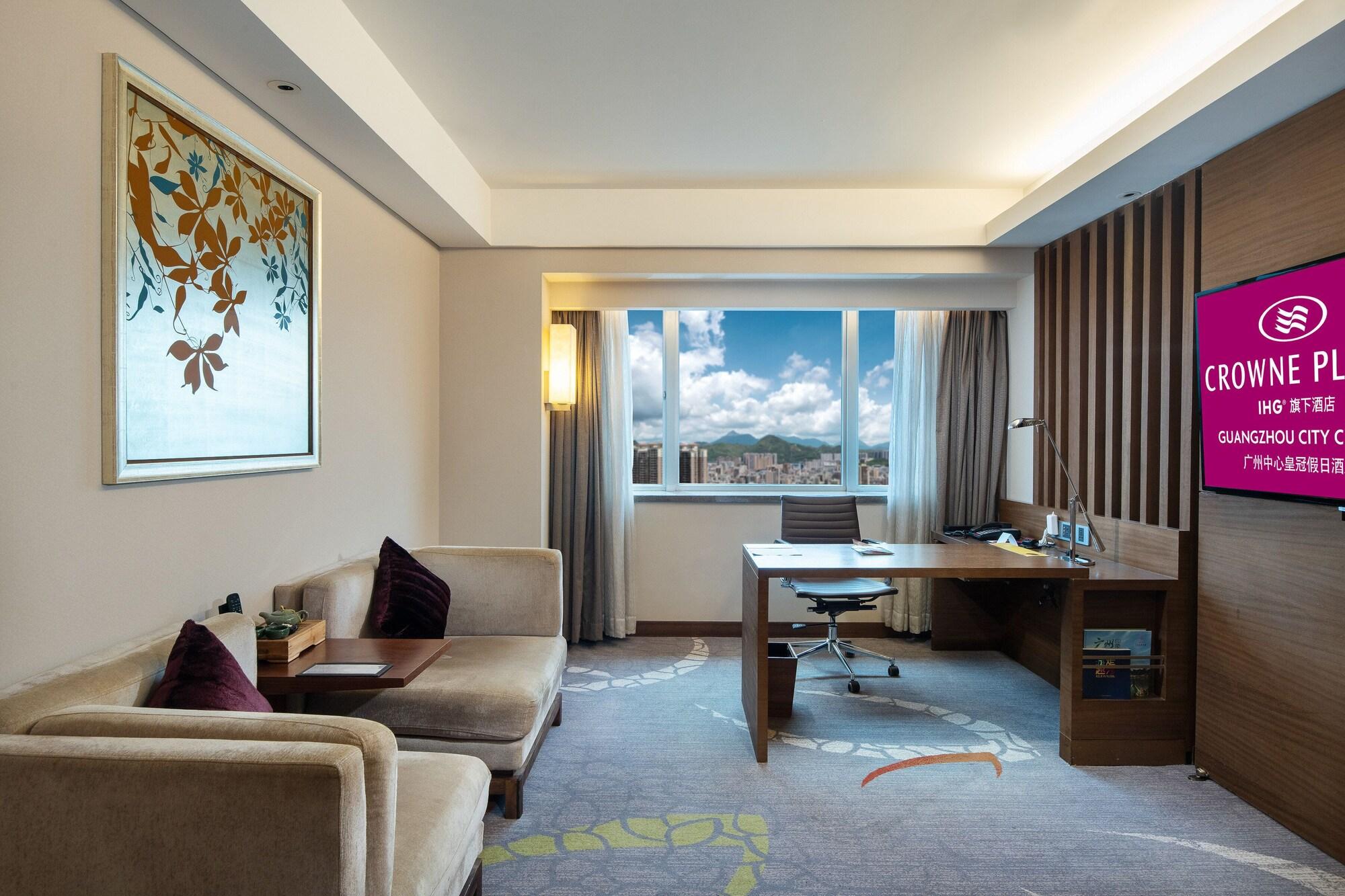 CROWNE PLAZA GUANGZHOU CITY CENTRE 3744 — 4