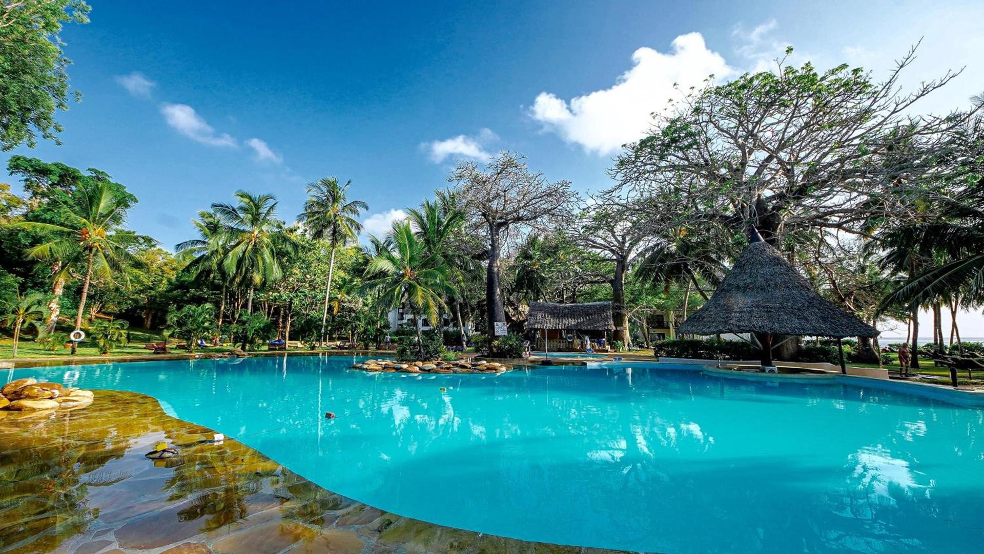 Papillon Lagoon Reef Hotel 890665 — 2