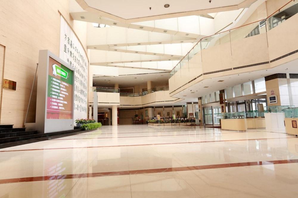 Poly Plaza Hotel Beijing — 9