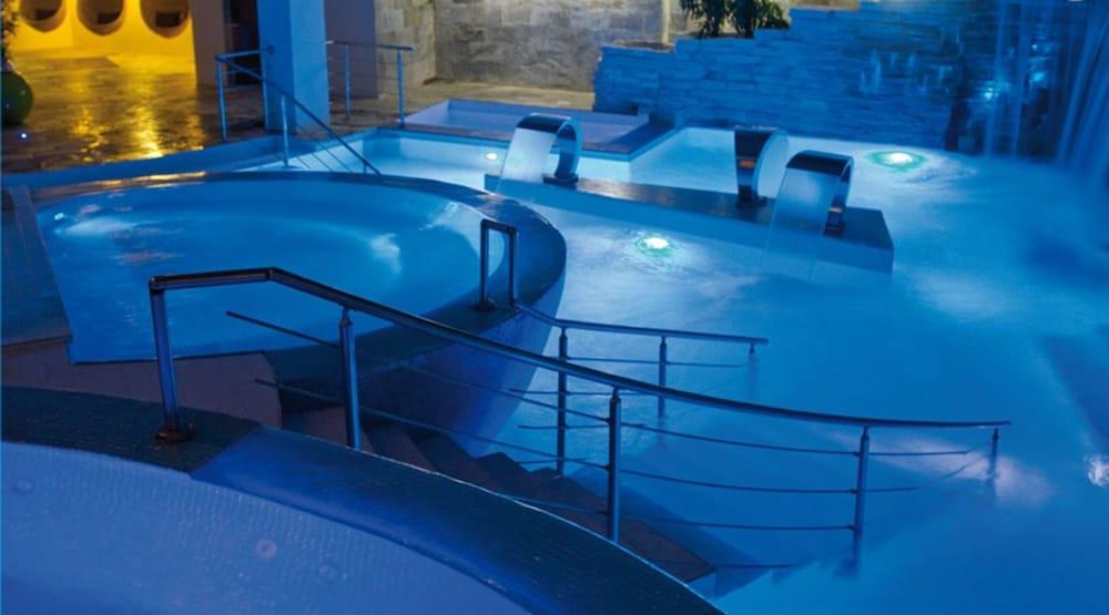 The Rhino Resort Hotel &amp; Spa — 3