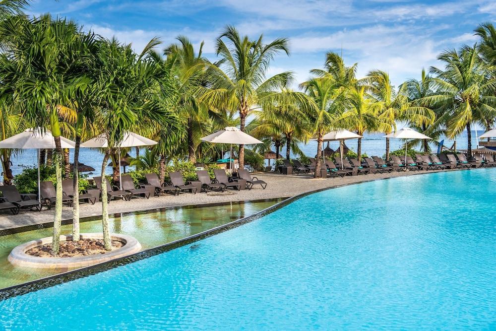Victoria Beachcomber Resort and Spa 87788 — 1