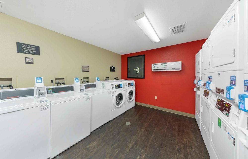 Extended Stay America Los Angeles - Burbank Airport — 10