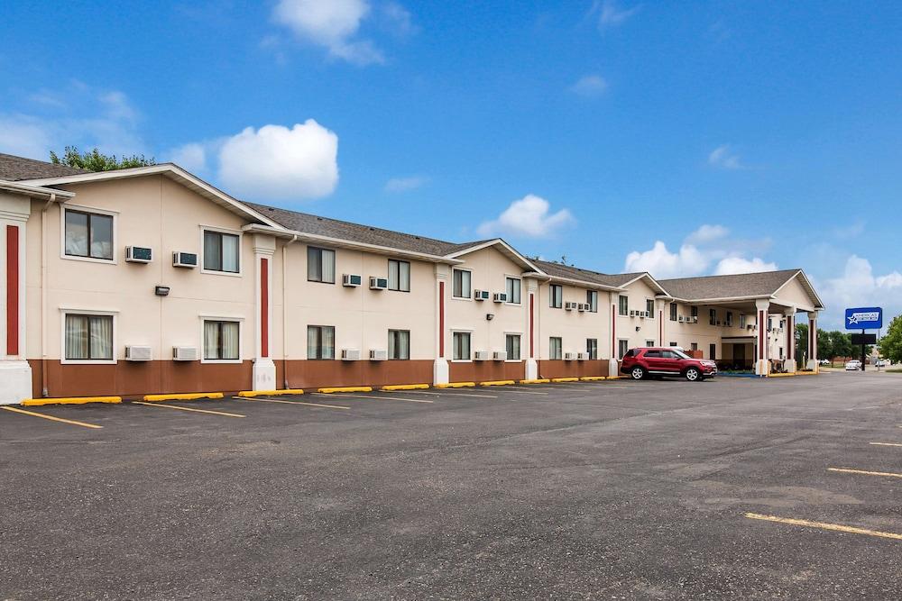 Americas Best Value Inn Fargo — 1