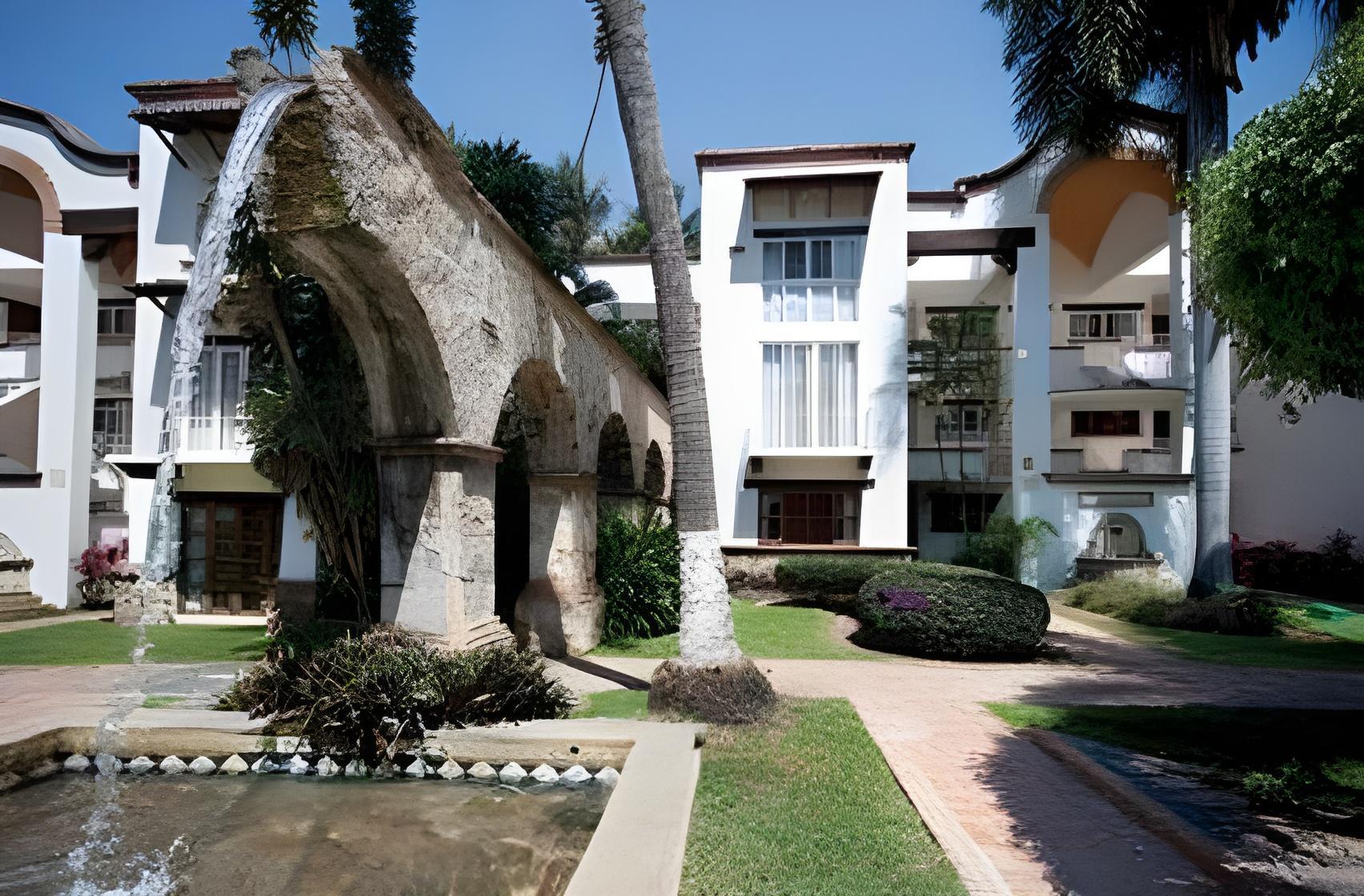 Krystal Vallarta 94389 — 7