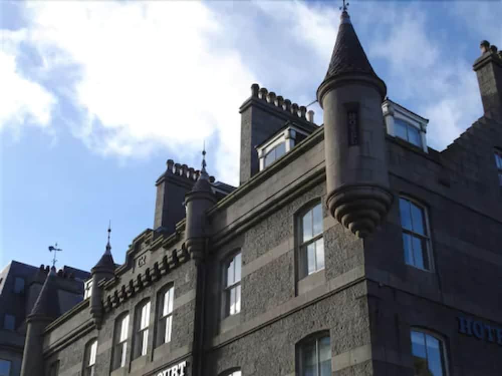 Aberdeen House — 1