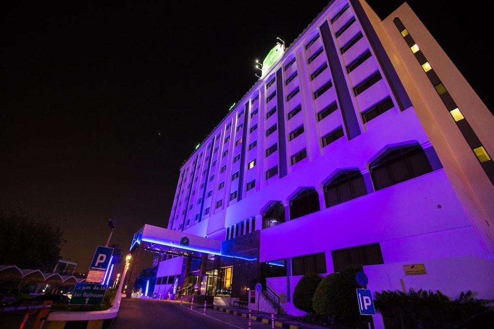 Muscat Holiday — 1