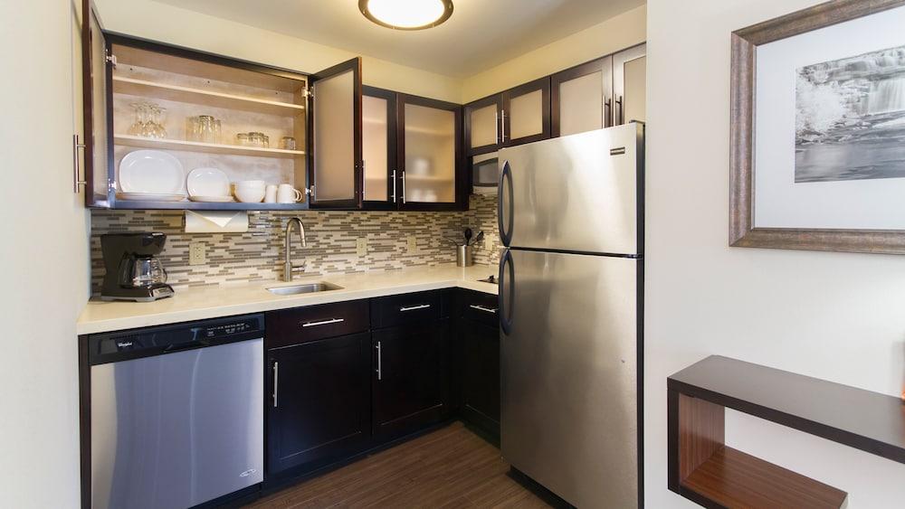 STAYBRIDGE SUITES BUFFALO-AMHERST — 5