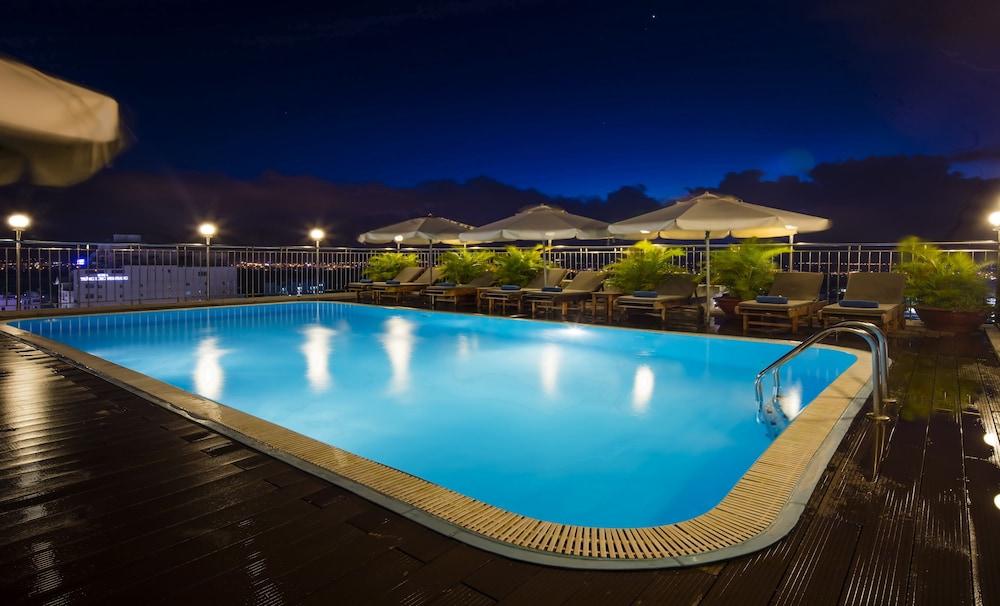 Galliot Hotel — 1