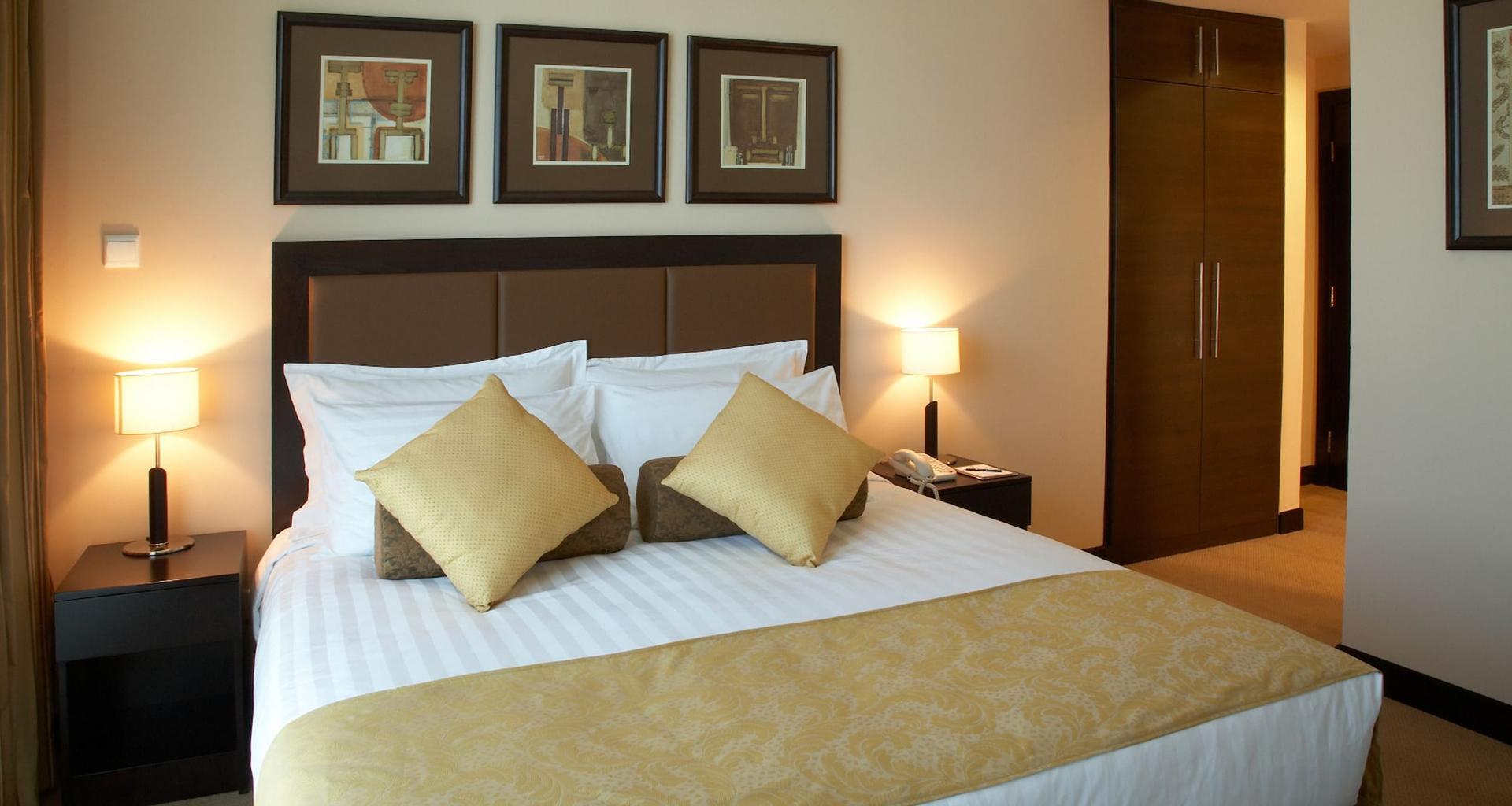 Al Manzel Hotel Apartments — 10