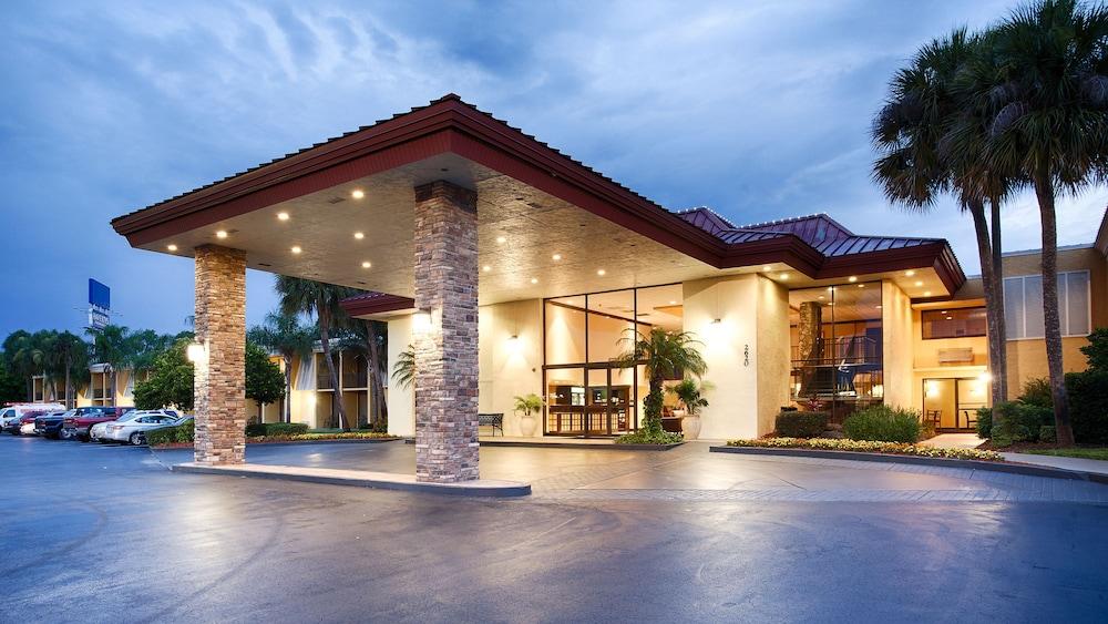 Best Western International Speedway Hotel — 2