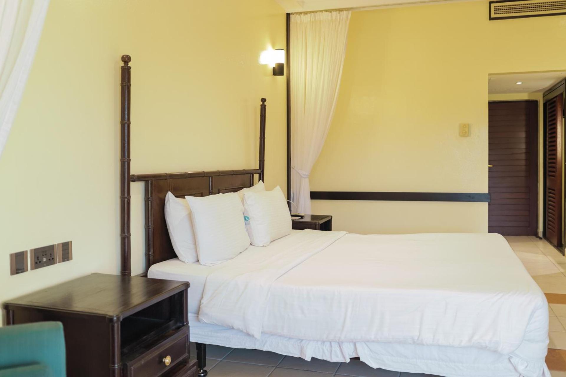 Mombasa Continental Resort 1024928 — 1