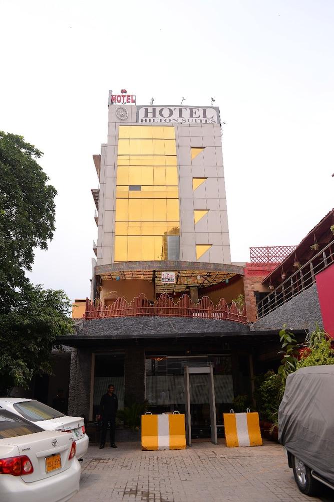 Hilton Suites (Local) 1004535