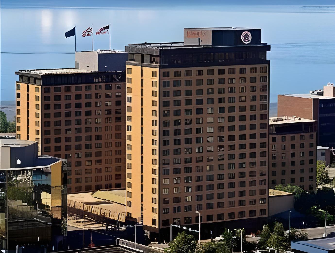 Hotel Captain Cook — 2