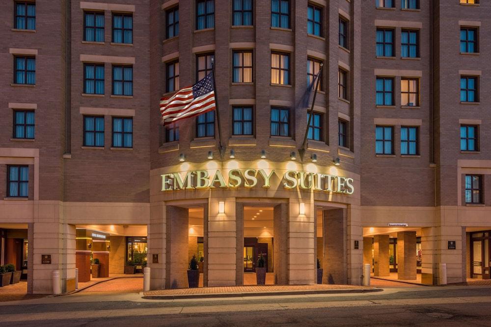 Embassy Suites Alexandria-Old Town — 5