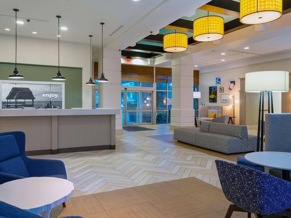 Hampton Inn & Suites San Juan — 9