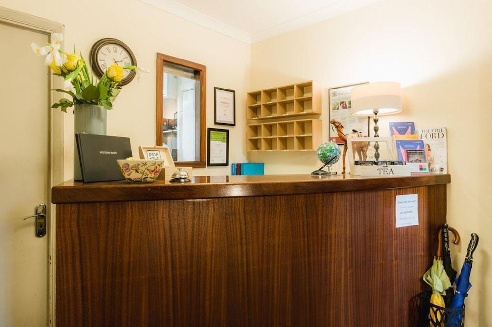 VICTORIA HOUSE HOTEL — 3