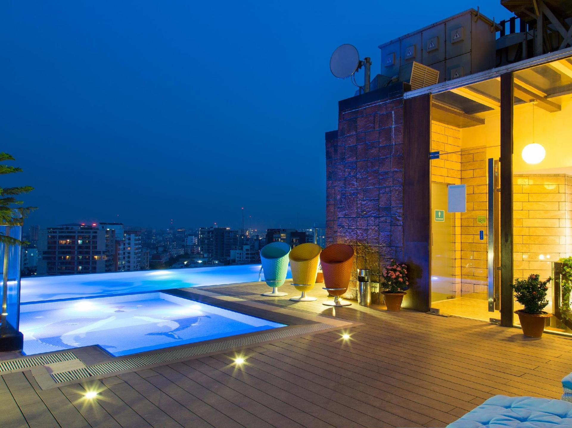 Six Seasons Hotel — 6