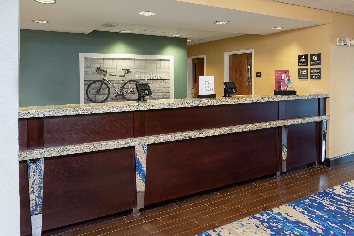 Hampton Inn East Lansing — 4