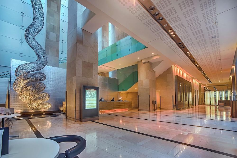 Hilton Sydney — 4