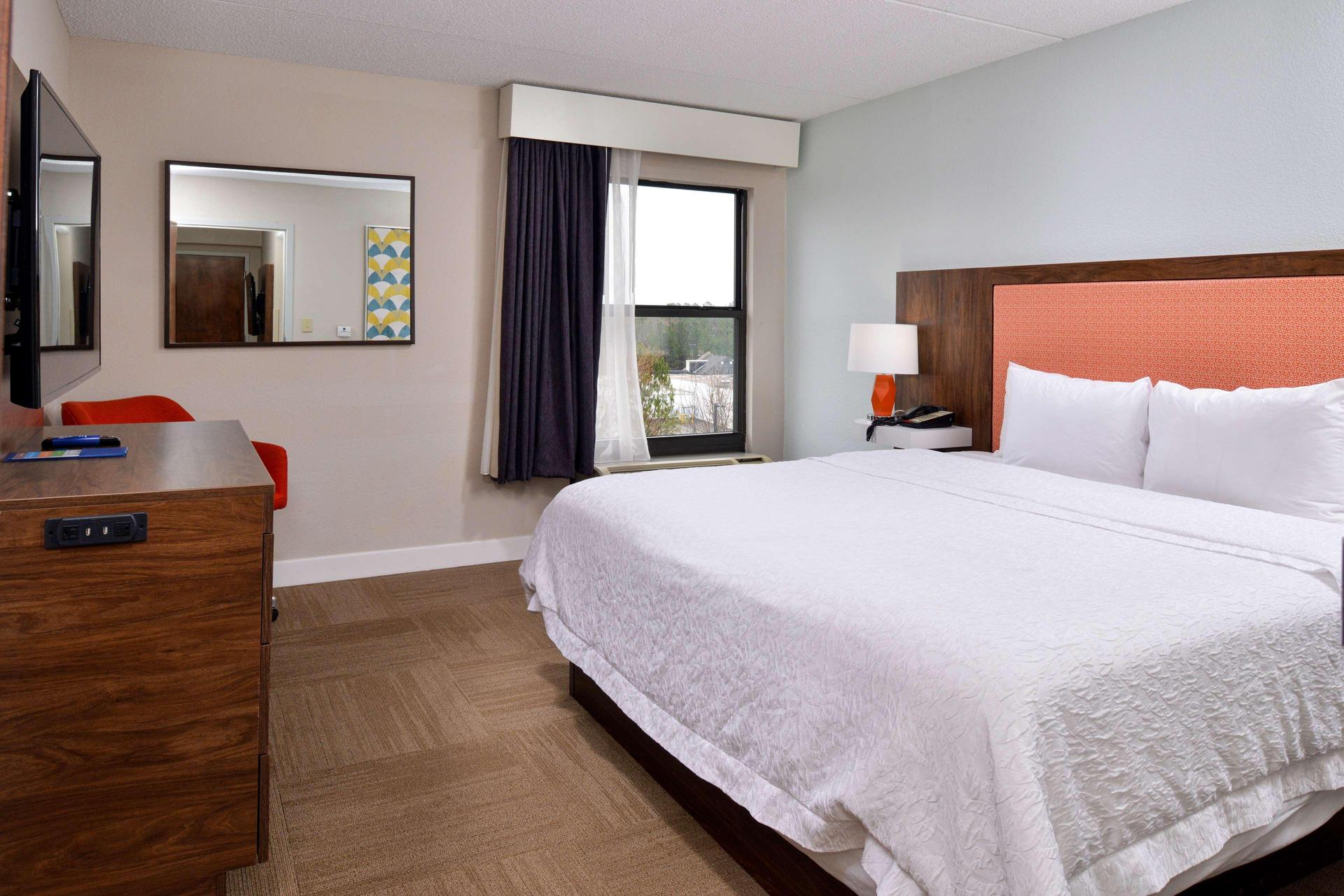 Hampton Inn Henderson — 9