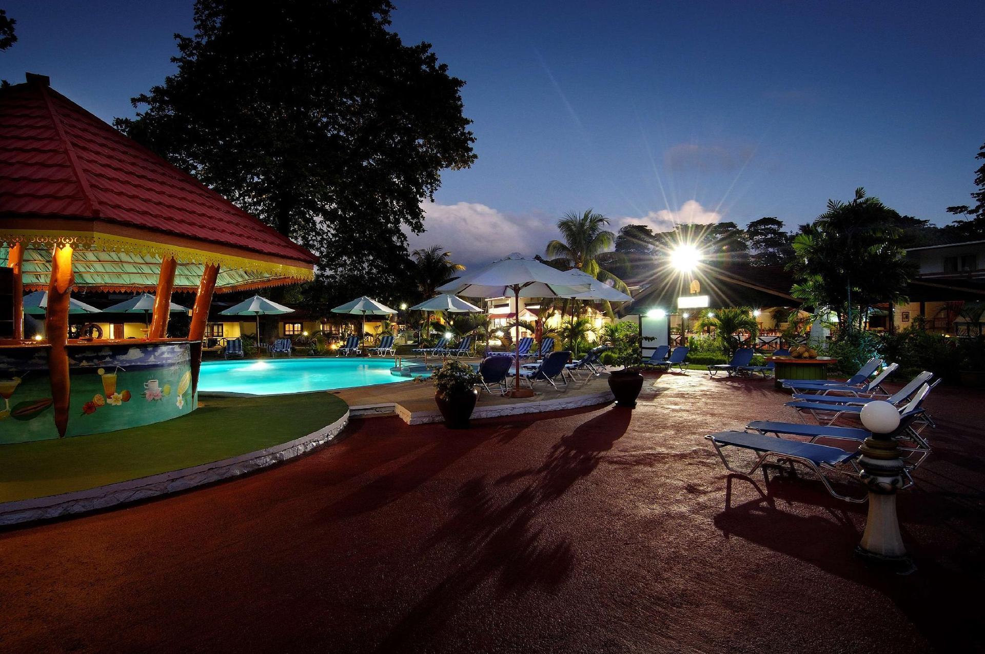 BERJAYA PRASLIN RESORT 22304 — 2