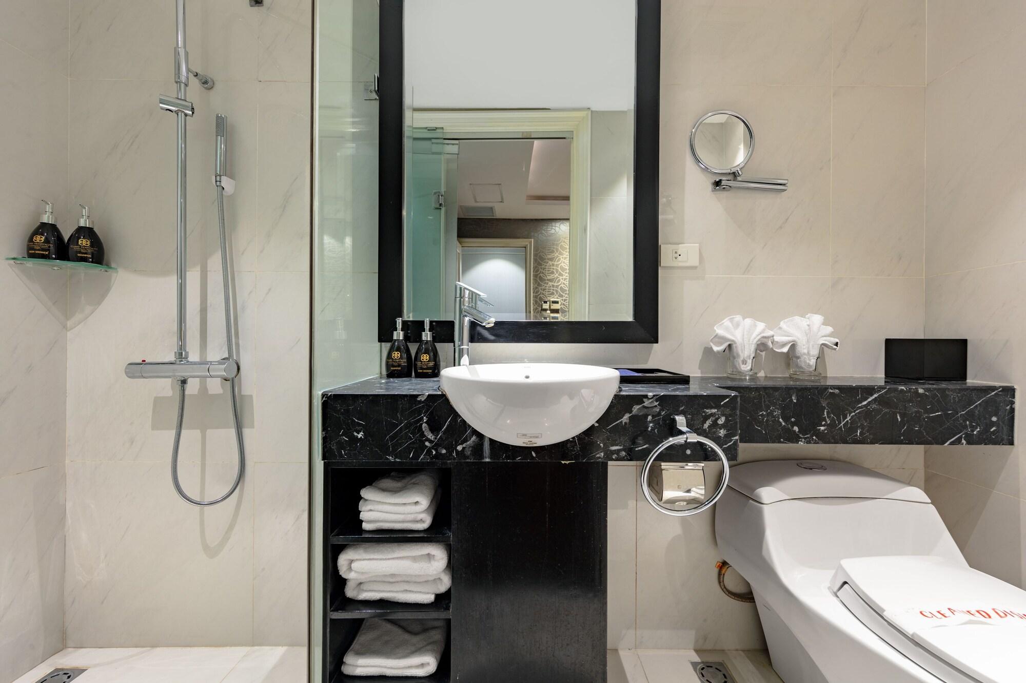 Classy Boutique Hotel — 10