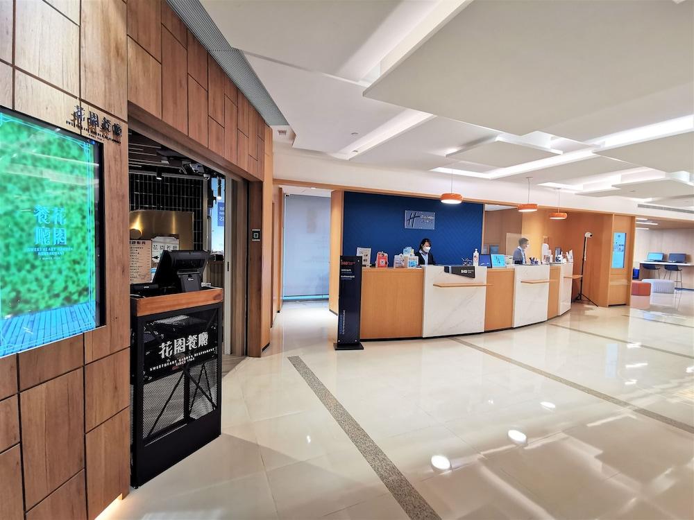 HOLIDAY INN EXPRESS CAUSEWAY BAY 140794 — 6