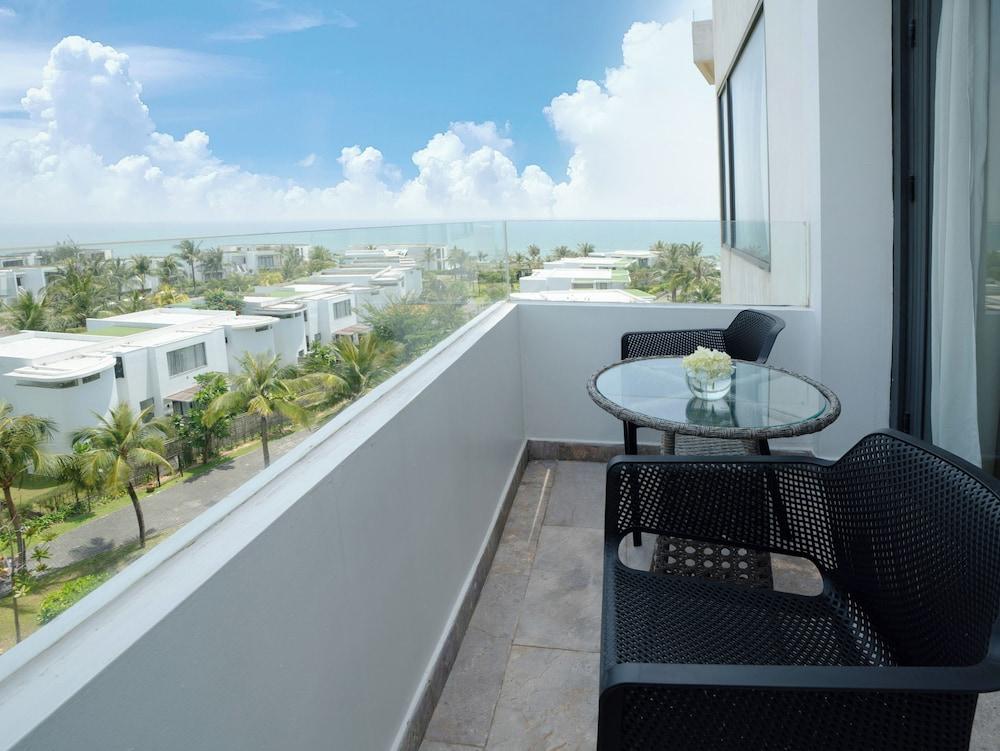 Melia Danang Beach Resort — 7
