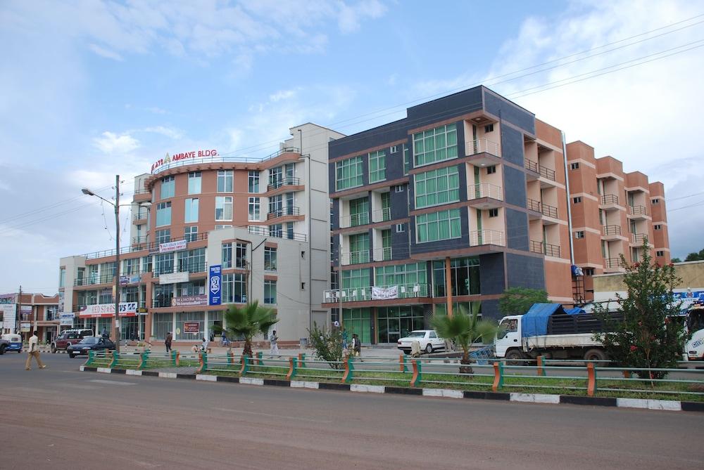 Addis Amba Hotel 1196798 — 1