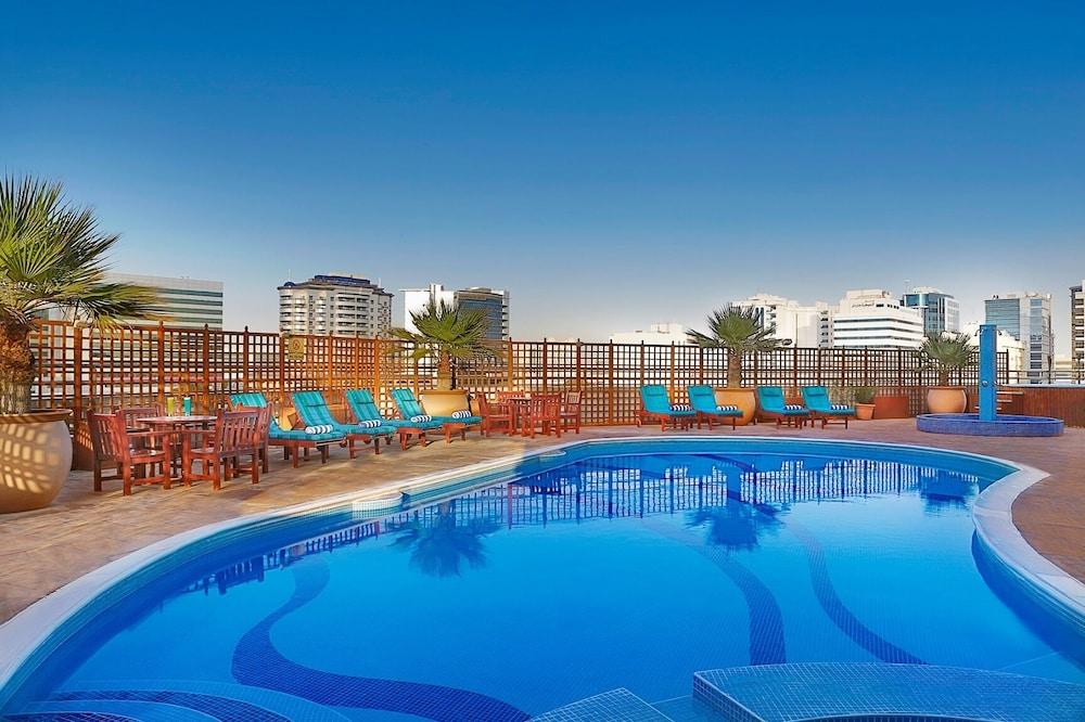 City Seasons Suites Dubai — 2
