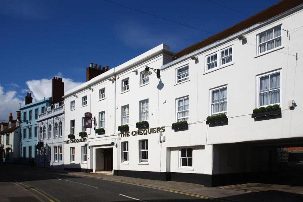 CHEQUERS HOTEL — 4