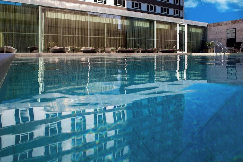 SHERATON LISBOA HOTEL AND SPA — 1