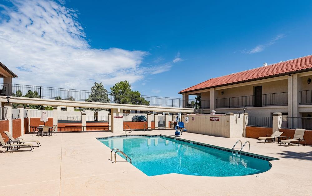 Lux Verde Hotel — 1