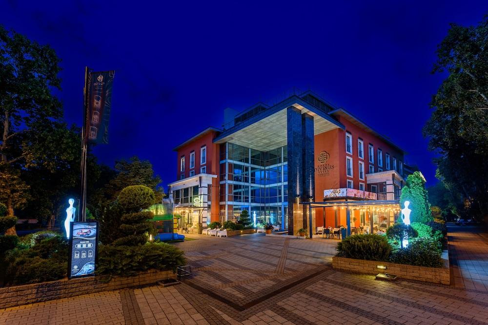 DIVINUS HOTEL — 5