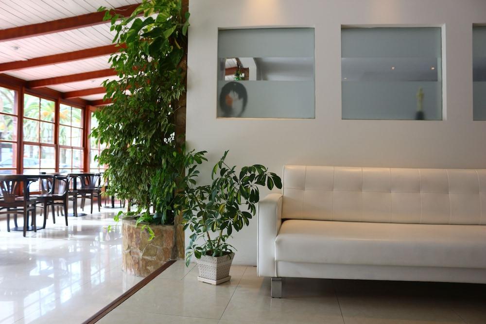 Hotel San Martin — 6