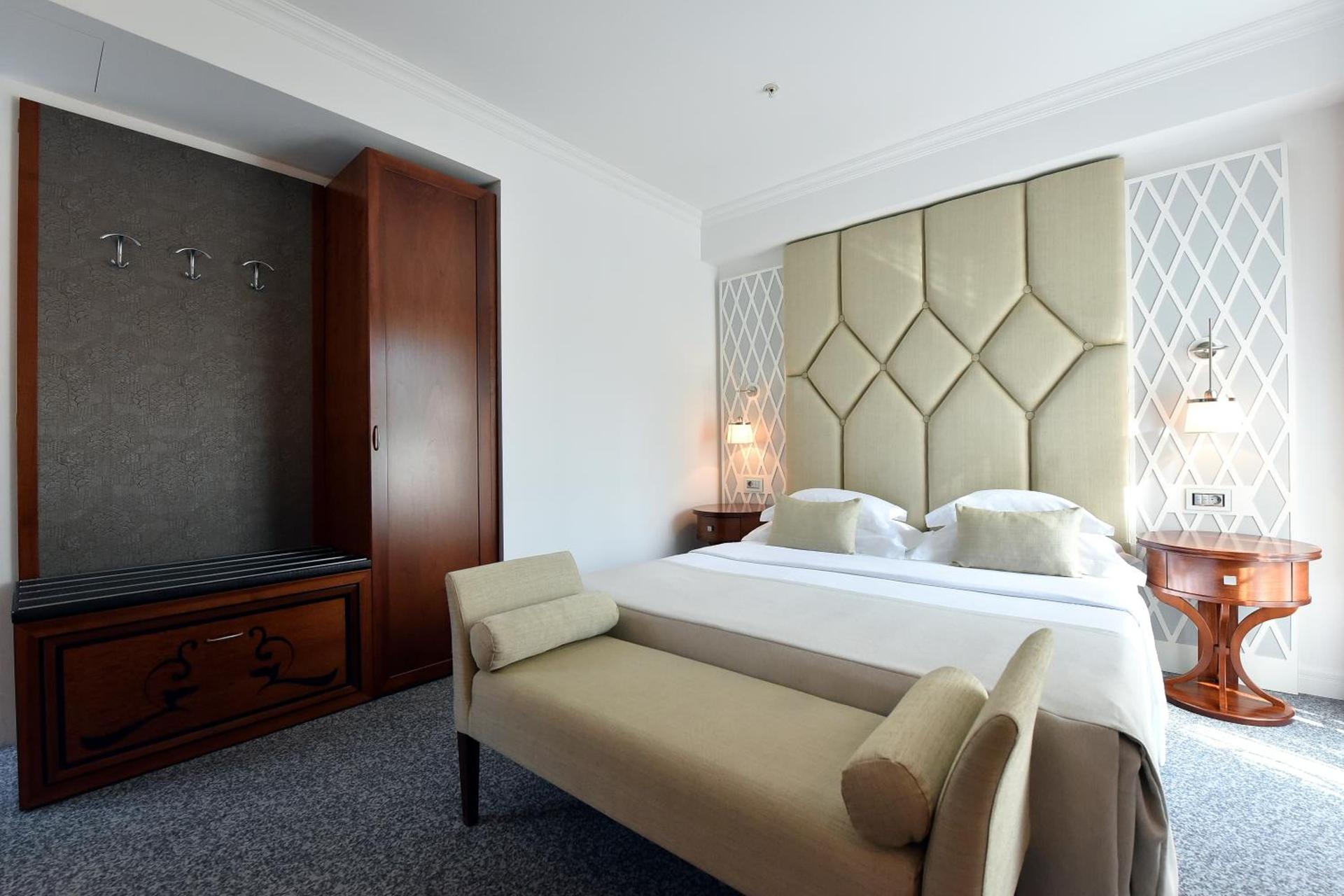 Ziya Hotel — 9