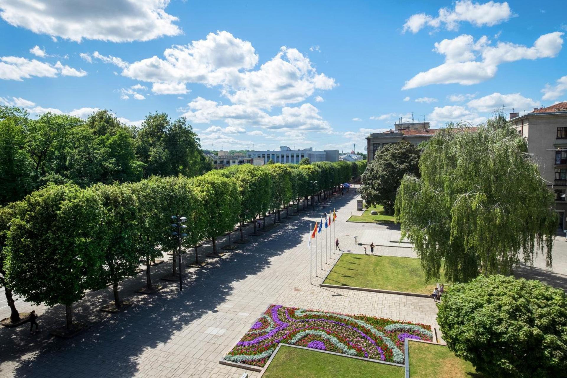 KAUNAS CITY 1058568 — 8