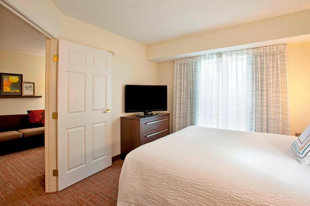 Residence Inn By Marriott Fort Wayne — 7