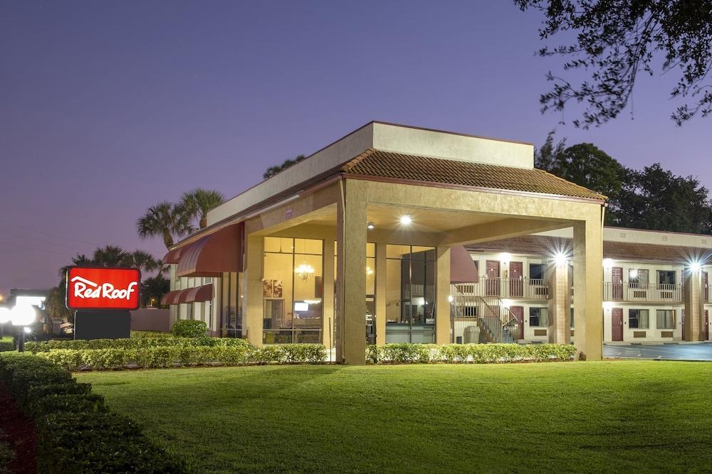 Red Roof Inn Ft Pierce — 1