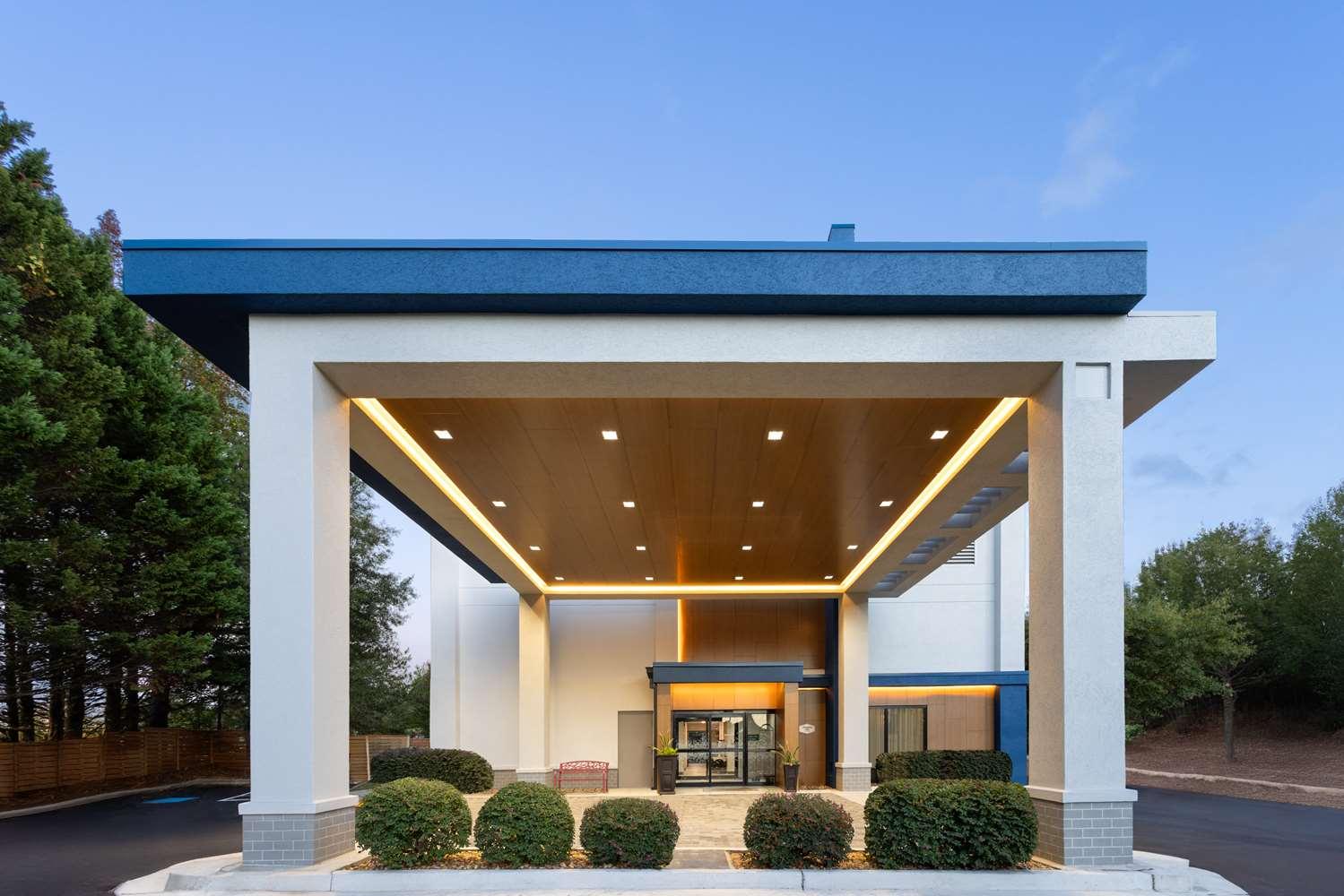 Hampton Inn Atlanta-Douglasville — 4